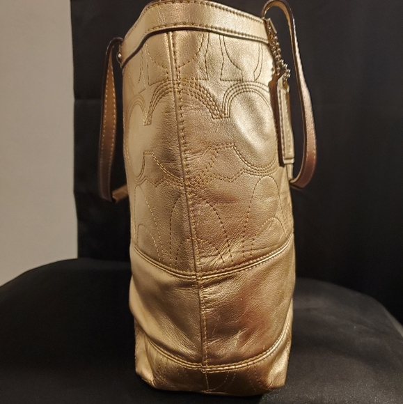 Coach Purse - Picture 3 of 6